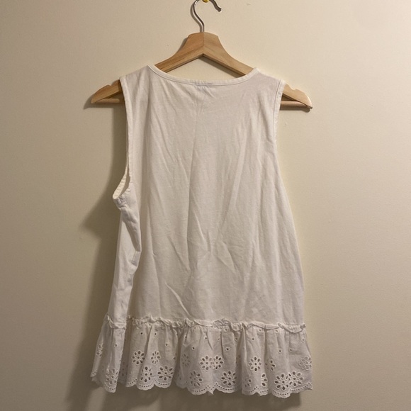 J. Crew Women’s White Tank with Ruffle Bottom - Picture 4 of 4
